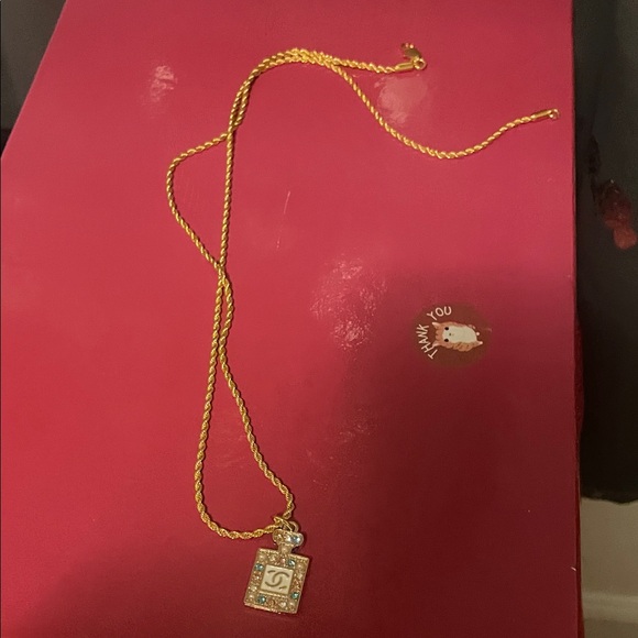 Upcycled Chanel zipper charm necklace - Picture 15 of 17